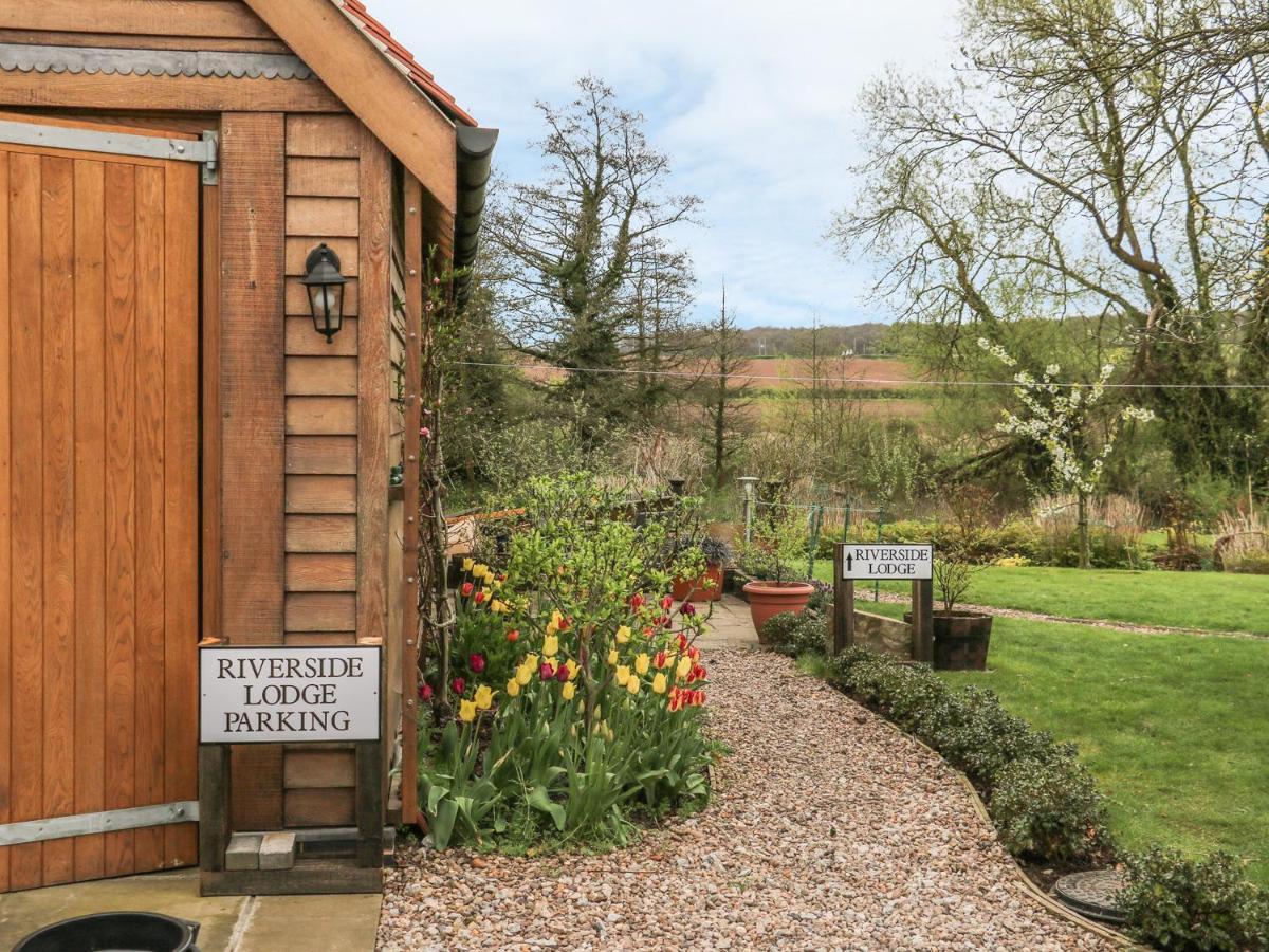 Riverside Lodge Norton  Экстерьер фото